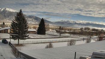 Weather camera view of Mackay Joint SD 182.