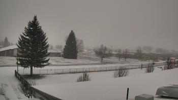 Weather camera view of Mackay Joint SD 182.