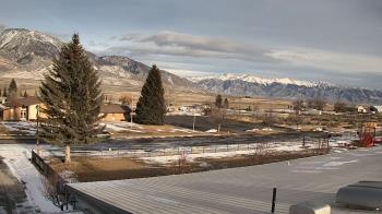 Weather camera view of Mackay Joint SD 182.