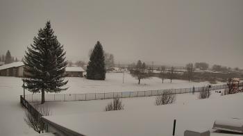 Weather camera view of Mackay Joint SD 182.