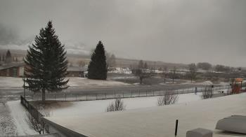 Weather camera view of Mackay Joint SD 182.