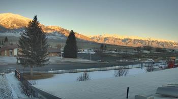 Weather camera view of Mackay Joint SD 182.