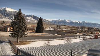 Weather camera view of Mackay Joint SD 182.