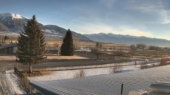 Weather camera view of Mackay Joint SD 182.