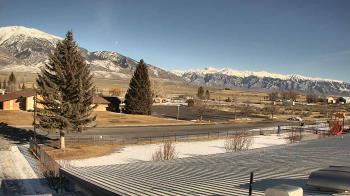 Weather camera view of Mackay Joint SD 182.