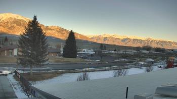 Weather camera view of Mackay Joint SD 182.