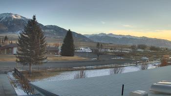 Weather camera view of Mackay Joint SD 182.