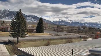 Weather camera view of Mackay Joint SD 182.