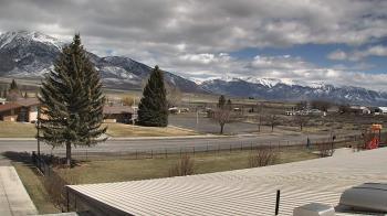 Weather camera view of Mackay Joint SD 182.