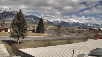 Weather camera view of Mackay Joint SD 182.