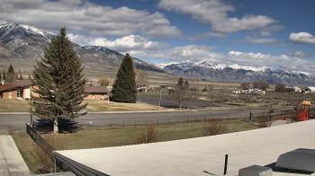 Weather camera view of Mackay Joint SD 182.