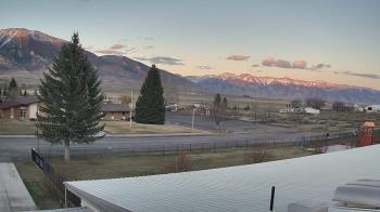 Weather camera view of Mackay Joint SD 182.