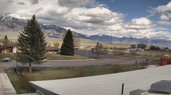 Weather camera view of Mackay Joint SD 182.