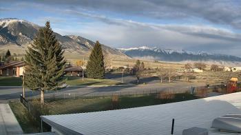 Weather camera view of Mackay Joint SD 182.