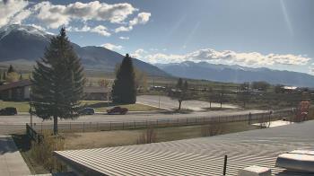 Weather camera view of Mackay Joint SD 182.