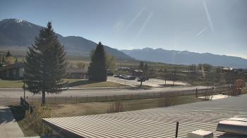 Weather camera view of Mackay Joint SD 182.