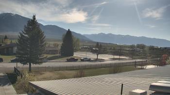 Weather camera view of Mackay Joint SD 182.