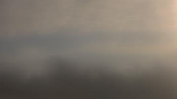 Weather camera view of Lincoln Elementary School.