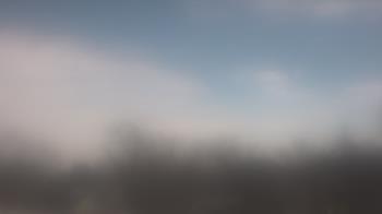 Weather camera view of Lincoln Elementary School.