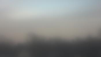 Weather camera view of Lincoln Elementary School.