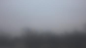 Weather camera view of Lincoln Elementary School.