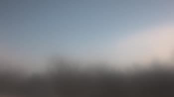 Weather camera view of Lincoln Elementary School.