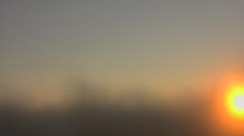 Weather camera view of Lincoln Elementary School.