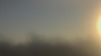 Weather camera view of Lincoln Elementary School.