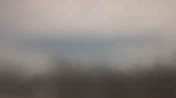 Weather camera view of Lincoln Elementary School.