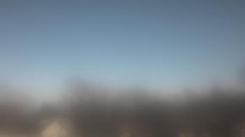 Weather camera view of Lincoln Elementary School.