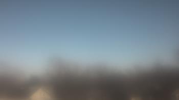 Weather camera view of Lincoln Elementary School.