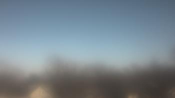 Weather camera view of Lincoln Elementary School.