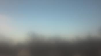 Weather camera view of Lincoln Elementary School.