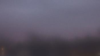 Weather camera view of Lincoln Elementary School.