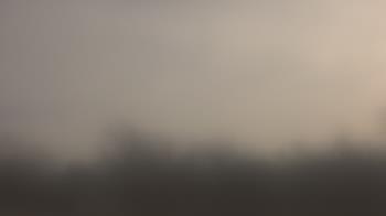 Weather camera view of Lincoln Elementary School.