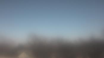 Weather camera view of Lincoln Elementary School.