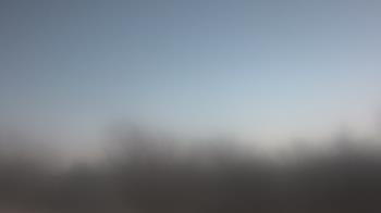 Weather camera view of Lincoln Elementary School.