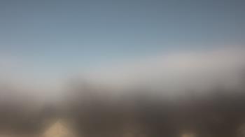 Weather camera view of Lincoln Elementary School.