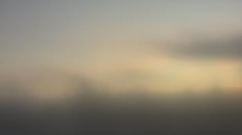 Weather camera view of Lincoln Elementary School.