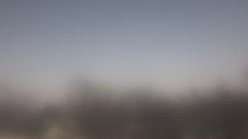 Weather camera view of Lincoln Elementary School.