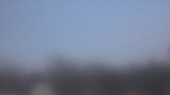 Weather camera view of Lincoln Elementary School.