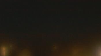 Weather camera view of Lincoln Elementary School.