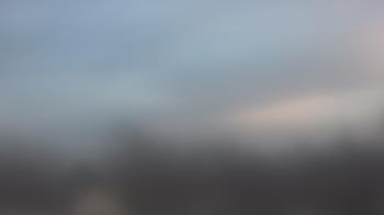 Weather camera view of Lincoln Elementary School.