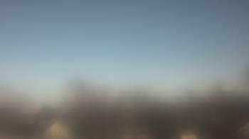 Weather camera view of Lincoln Elementary School.