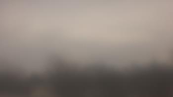 Weather camera view of Lincoln Elementary School.