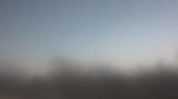 Weather camera view of Lincoln Elementary School.