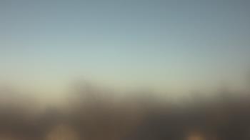 Weather camera view of Lincoln Elementary School.