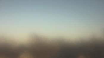 Weather camera view of Lincoln Elementary School.