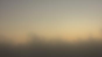 Weather camera view of Lincoln Elementary School.