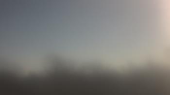 Weather camera view of Lincoln Elementary School.